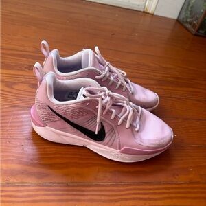 Nike Sabrina 2 Pink Black Foam GUC 7Y